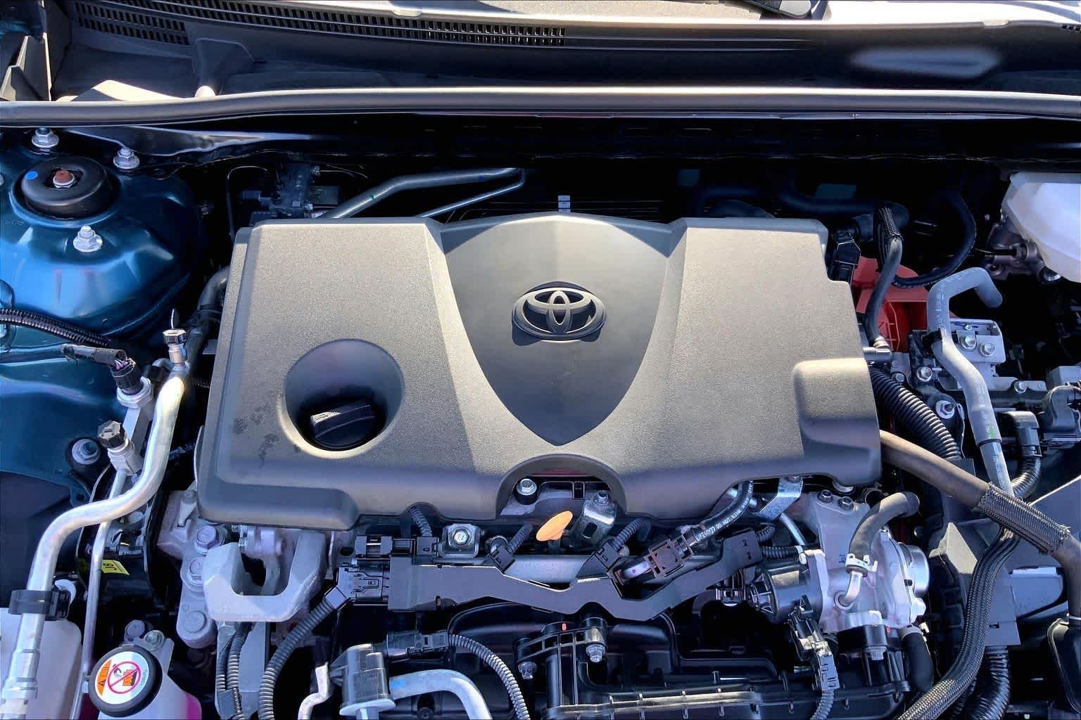 Used 2025 Ocean Gem Toyota SE image 30