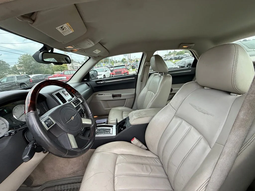 Used 2007 Silver Chrysler Base image 13