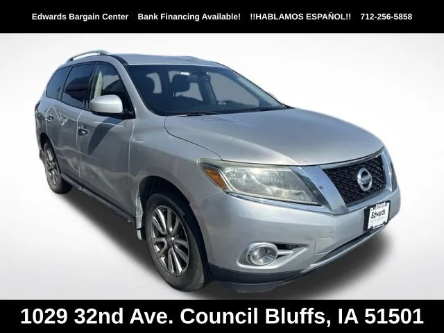 2015 Nissan Pathfinder SV