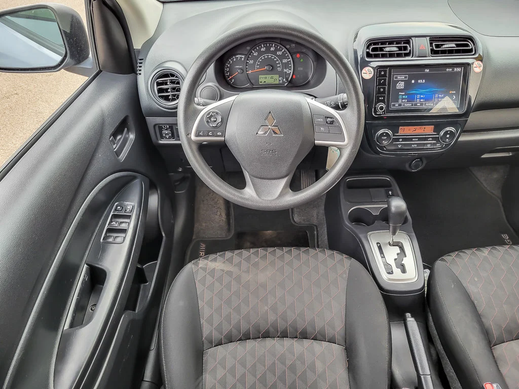 Used 2024 Silver Mitsubishi ES image 10