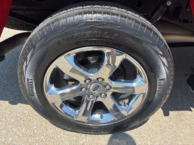 Used 2023 Red Ford XLT image 16