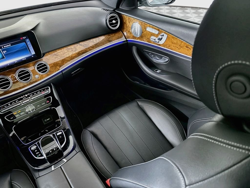 Used 2017 Gray Mercedes-Benz E 300 image 21
