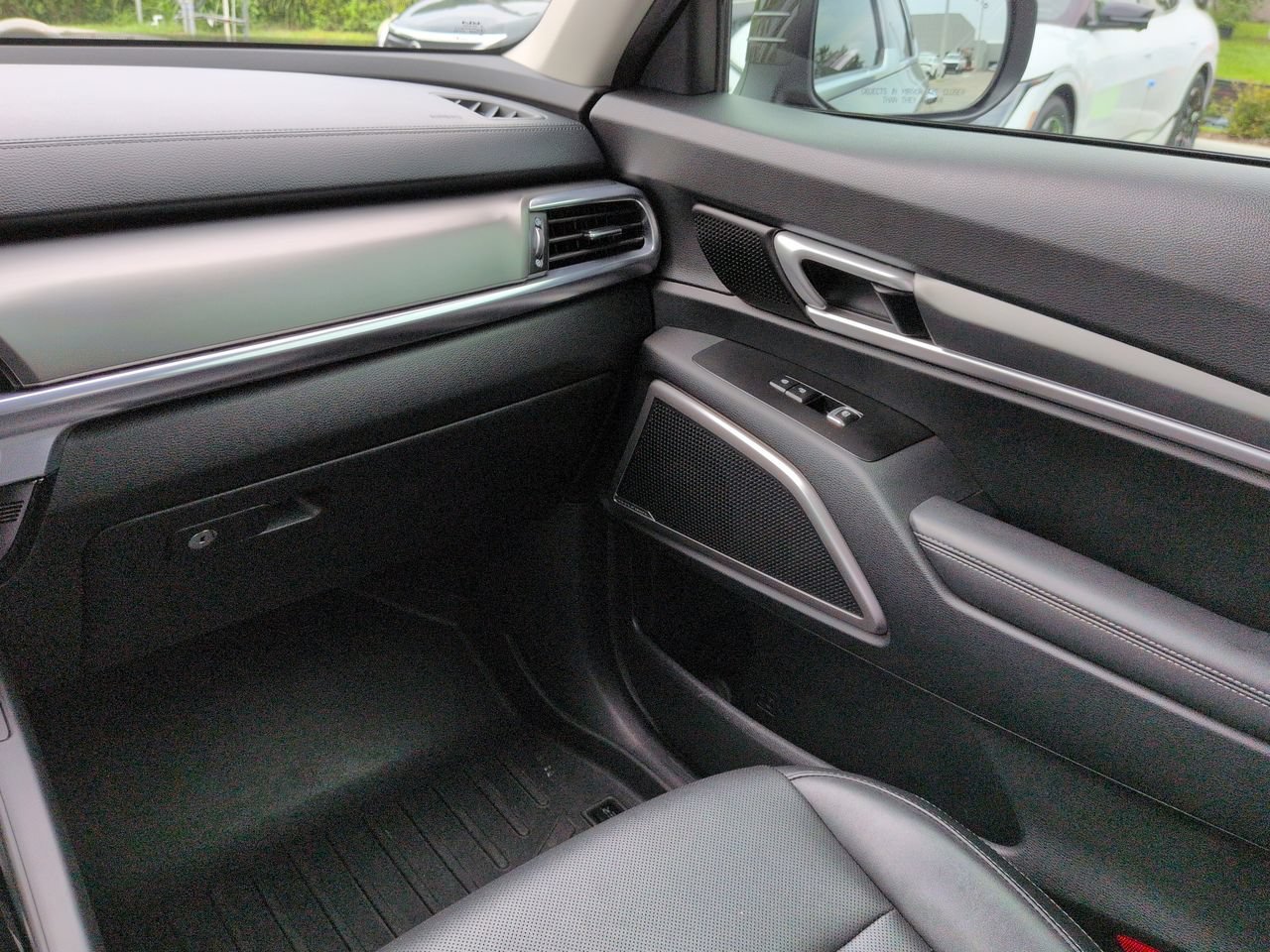 Certified Used 2022 Dark Moss Kia S image 19