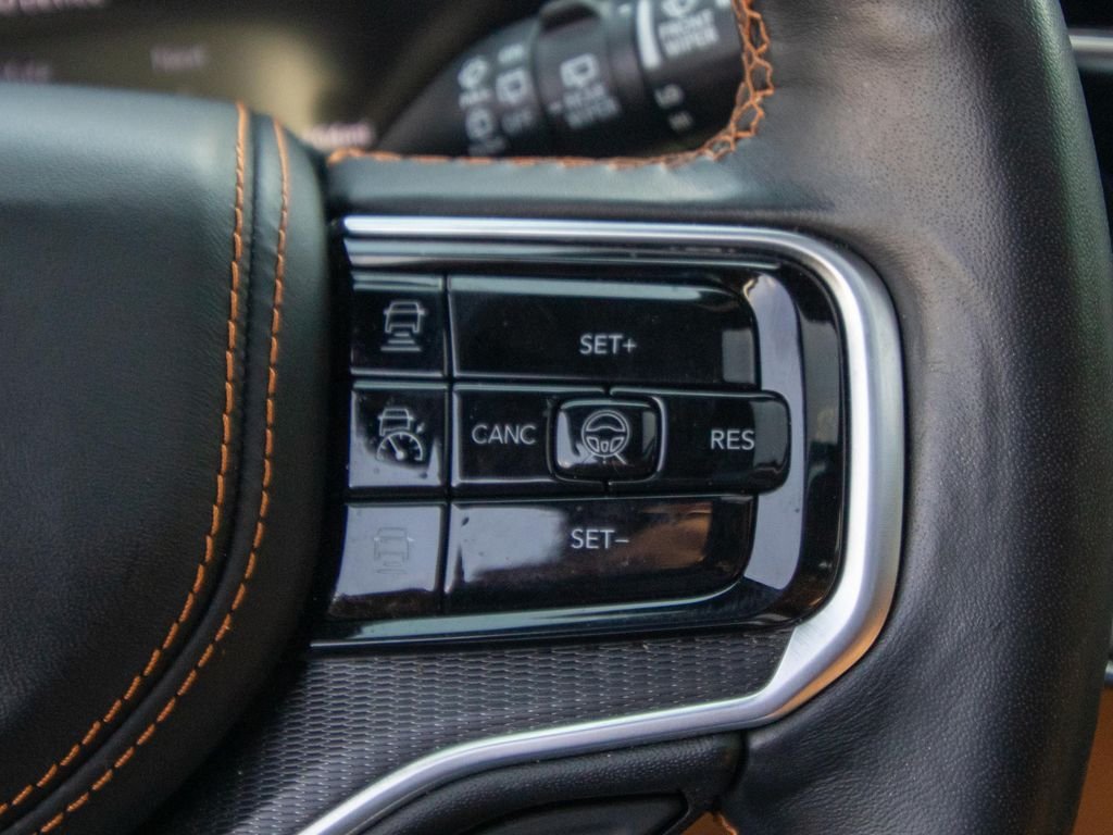 Used 2025 Black Jeep Series III image 29