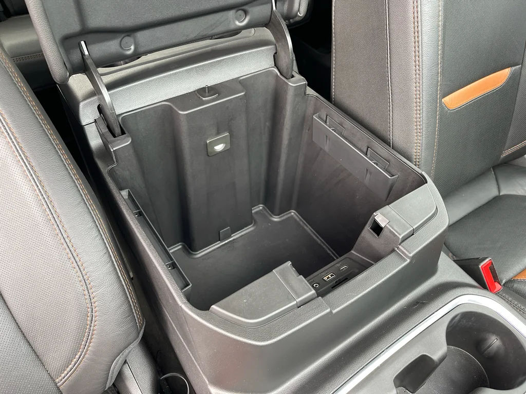 2022 GMC Sierra 2500HD AT4 - Photo 38