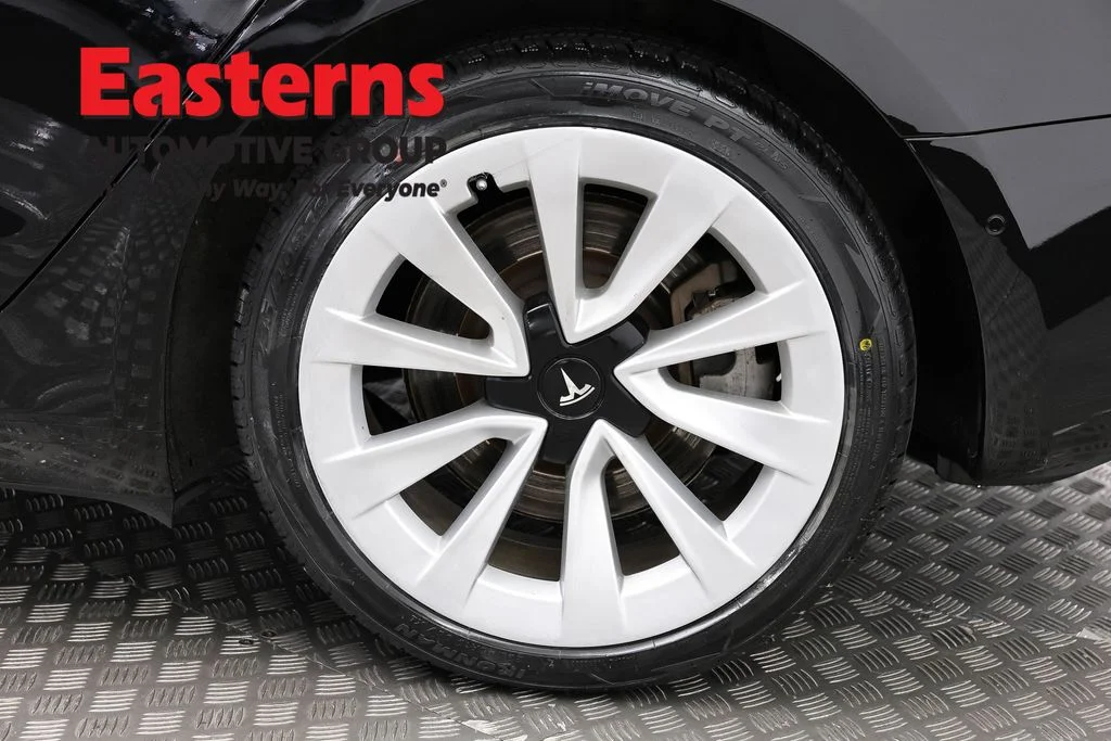 Used 2022 Black Tesla Long Range image 27