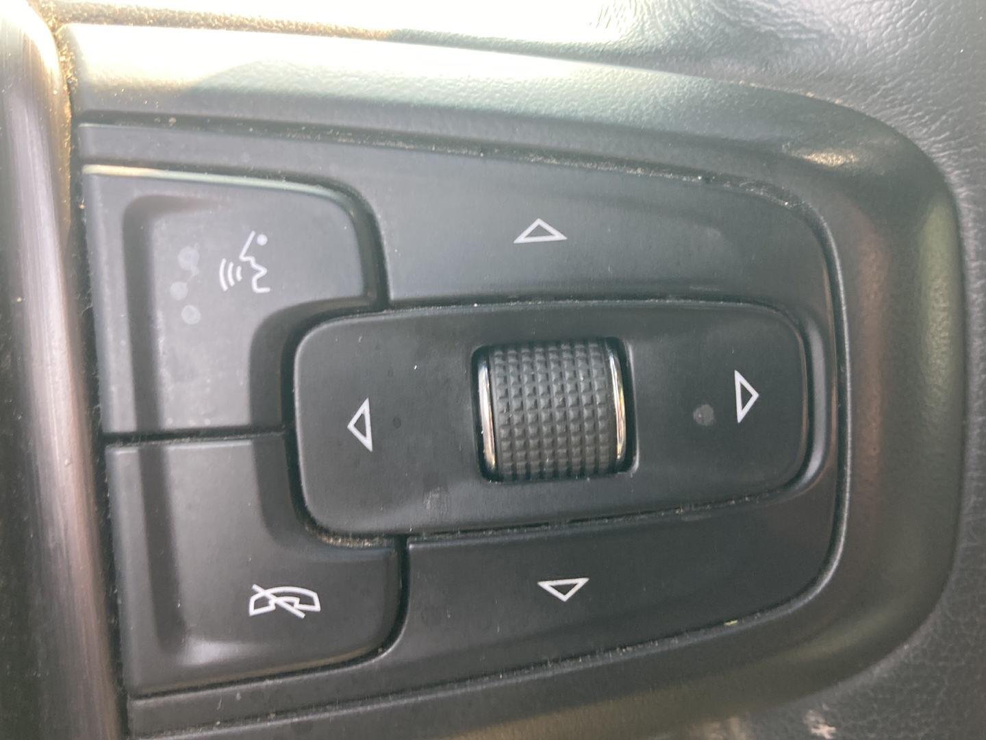 Used 2019 Onyx Black GMC AT4 image 15