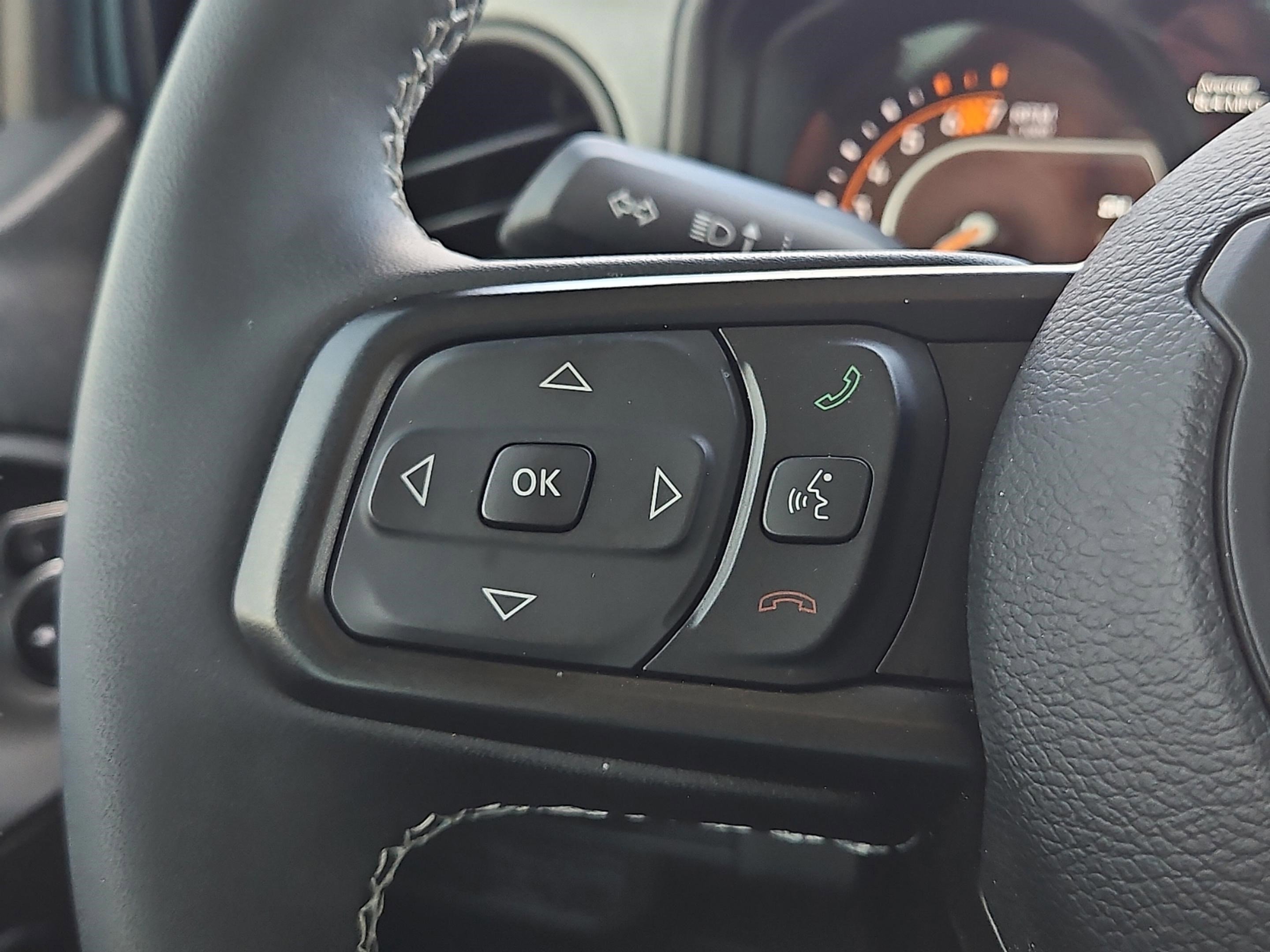 Used 2025 Fathom Blue Pearlcoat Jeep Sport S image 19