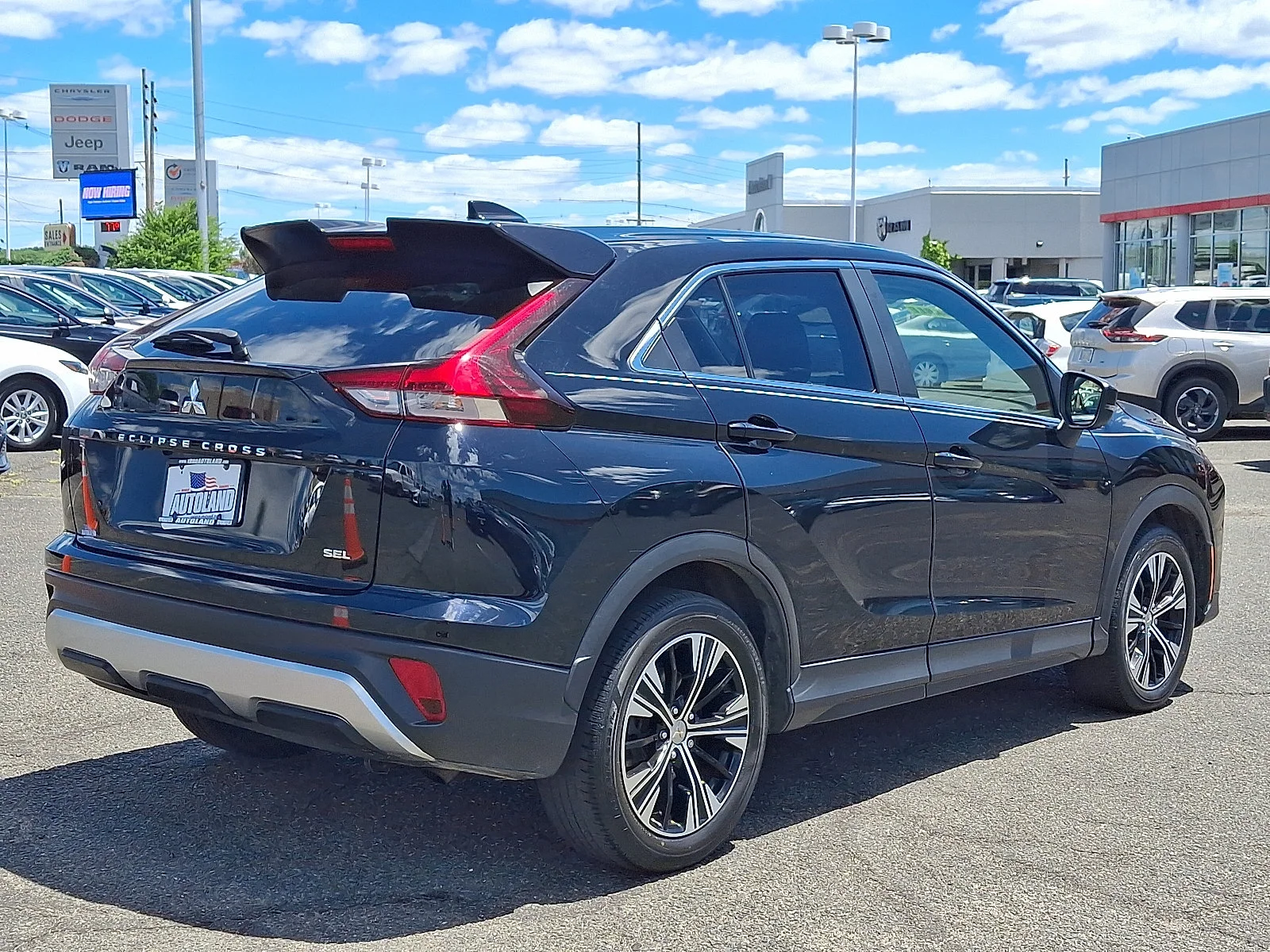 Used 2022 Labrador Black Pearl - X42 Mitsubishi SEL Special Edition image 7