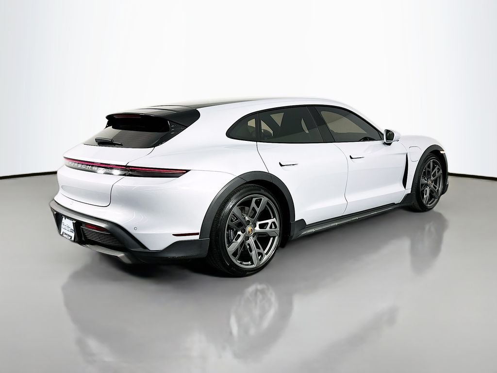 2022 Porsche Taycan Base - Photo 8