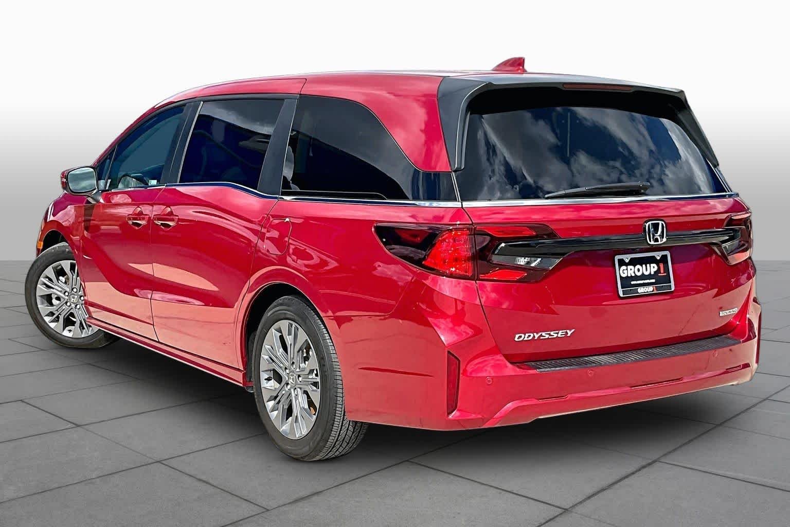Used 2026 Radiant Red Metallic II Honda Touring image 12
