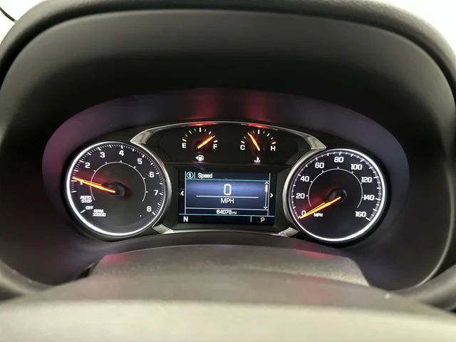 Used 2018 Red GMC SLE image 13