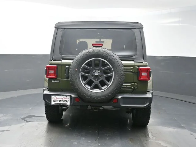 Used 2021 Green Jeep Unlimited Sport image 6