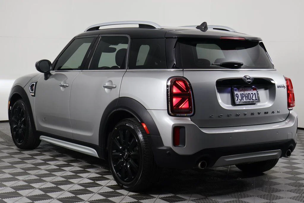 Certified Used 2024 Silver MINI Signature image 6