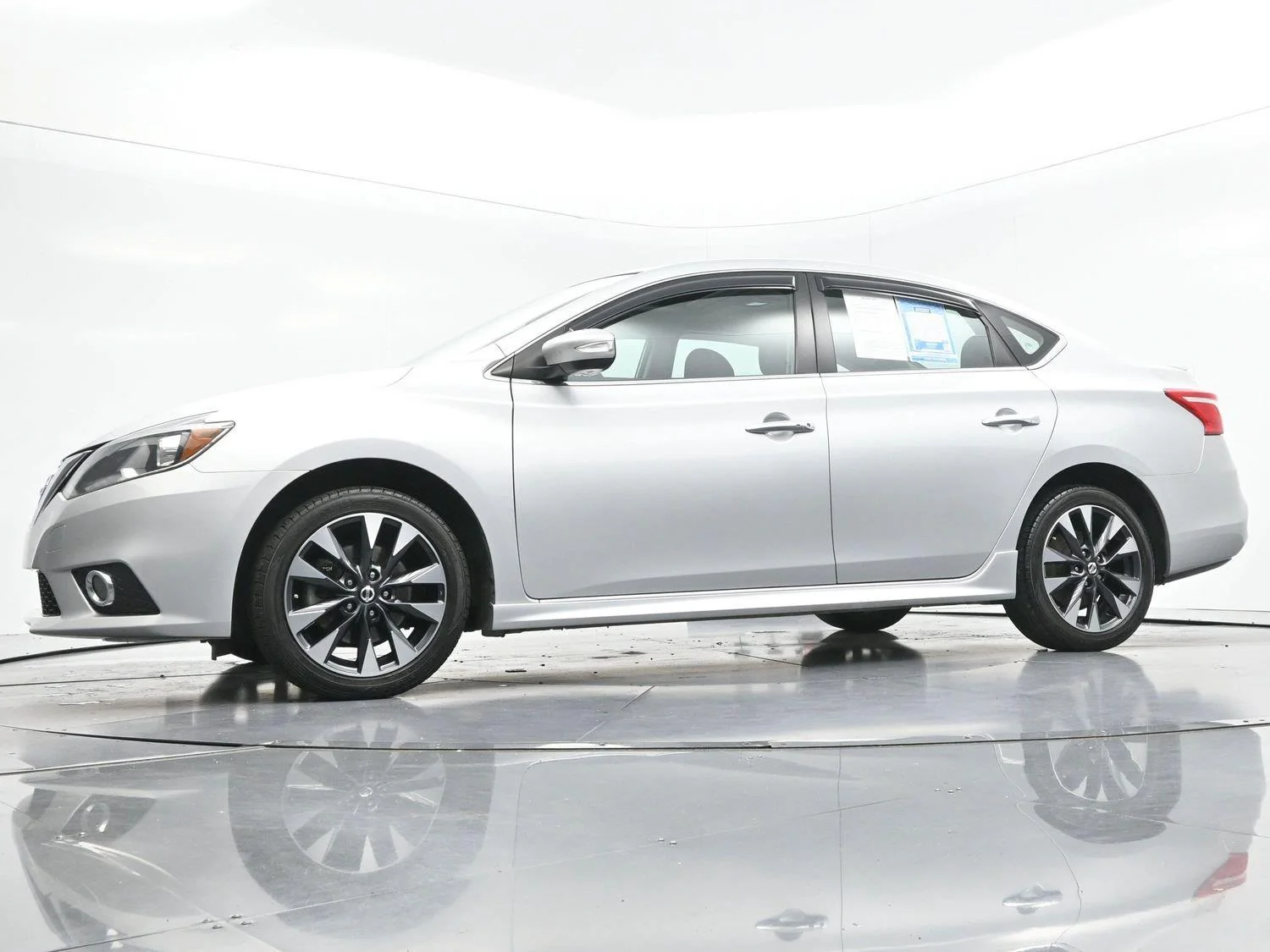 Used 2017 Brilliant Silver Nissan SR Turbo image 47