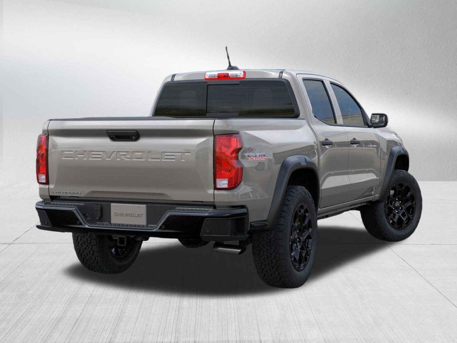 2026 Chevrolet Colorado Trail Boss - Photo 4