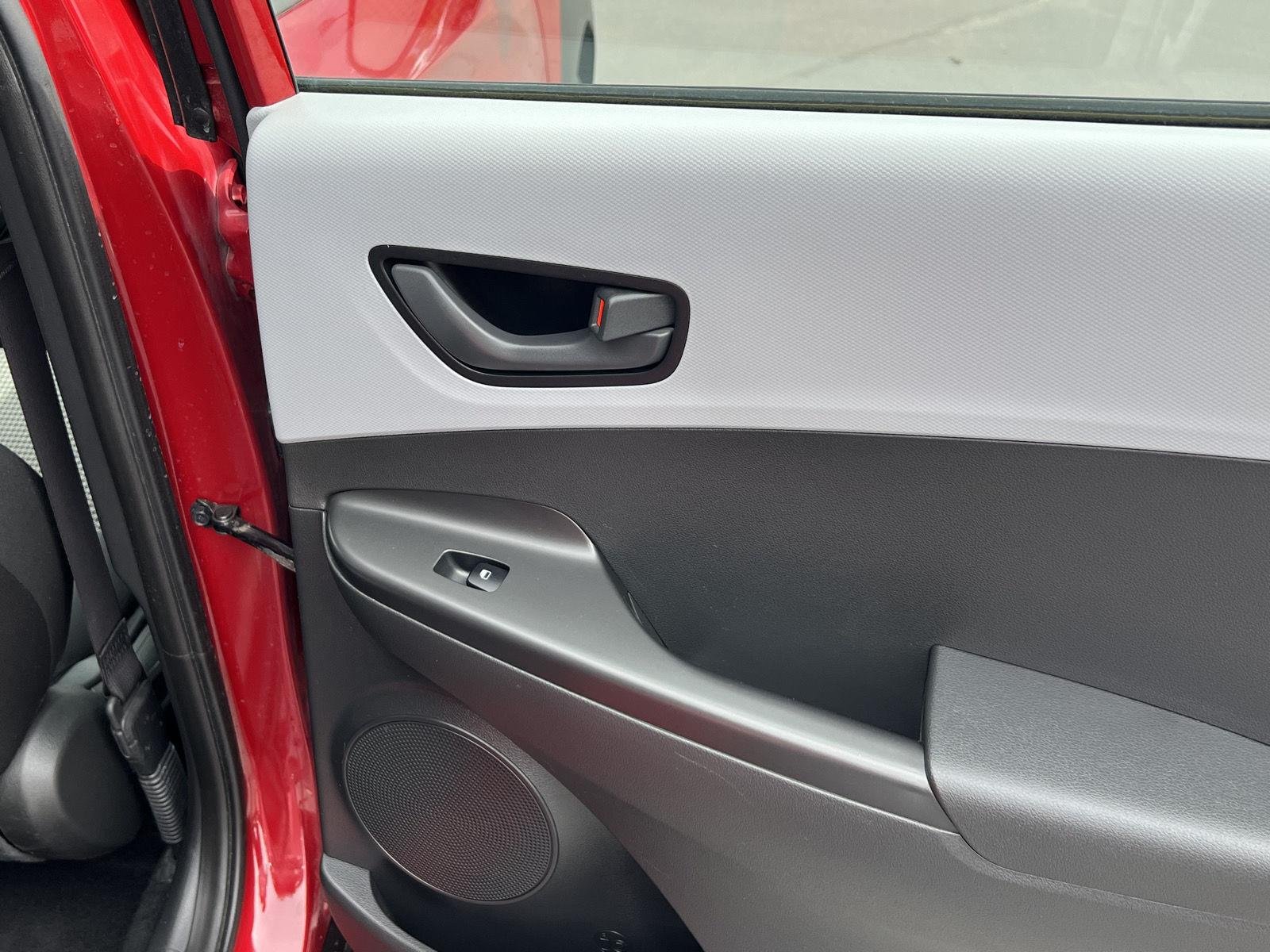 2019 Hyundai Kona SE - Photo 28