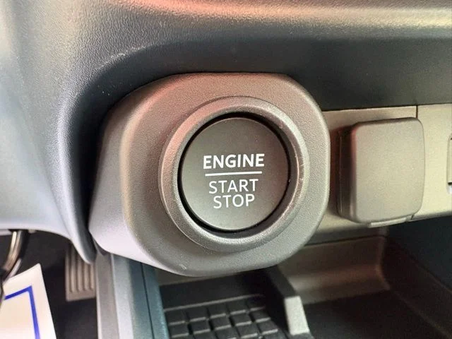 New 2025 White Ford Lariat image 26
