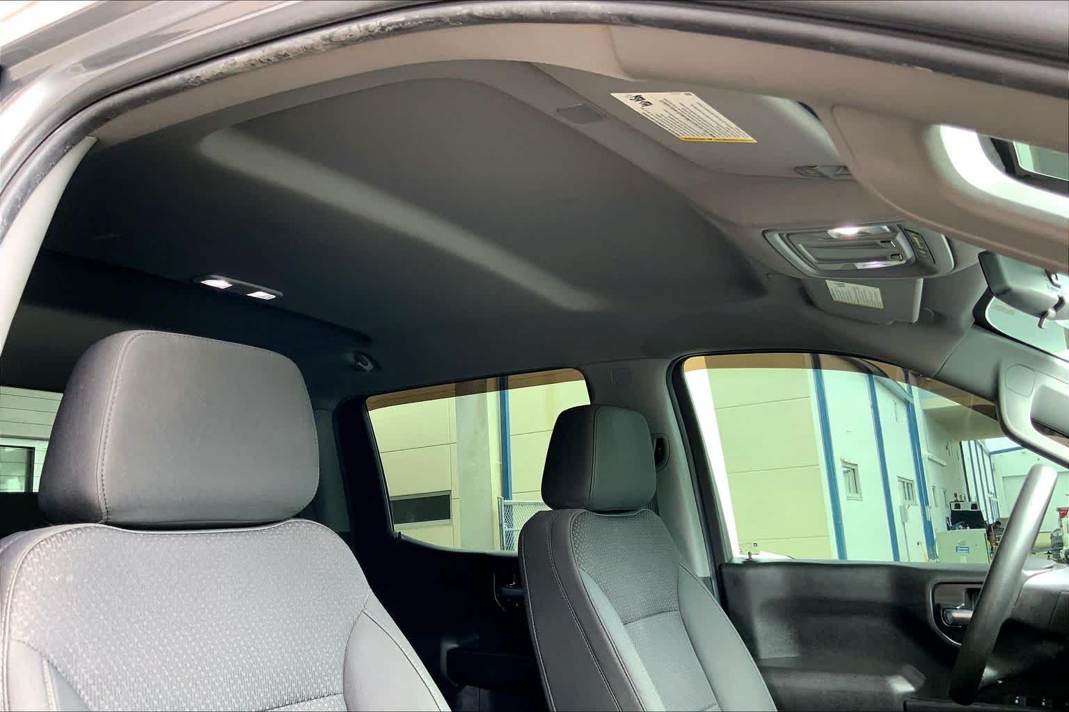 Used 2021 Satin Steel Metallic Chevrolet Custom image 14