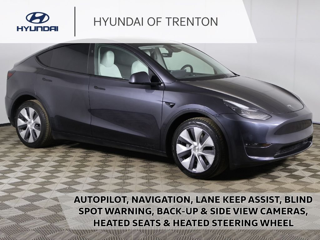 2024 Tesla Model Y Long Range Dual Motor All-Wheel Drive's photo