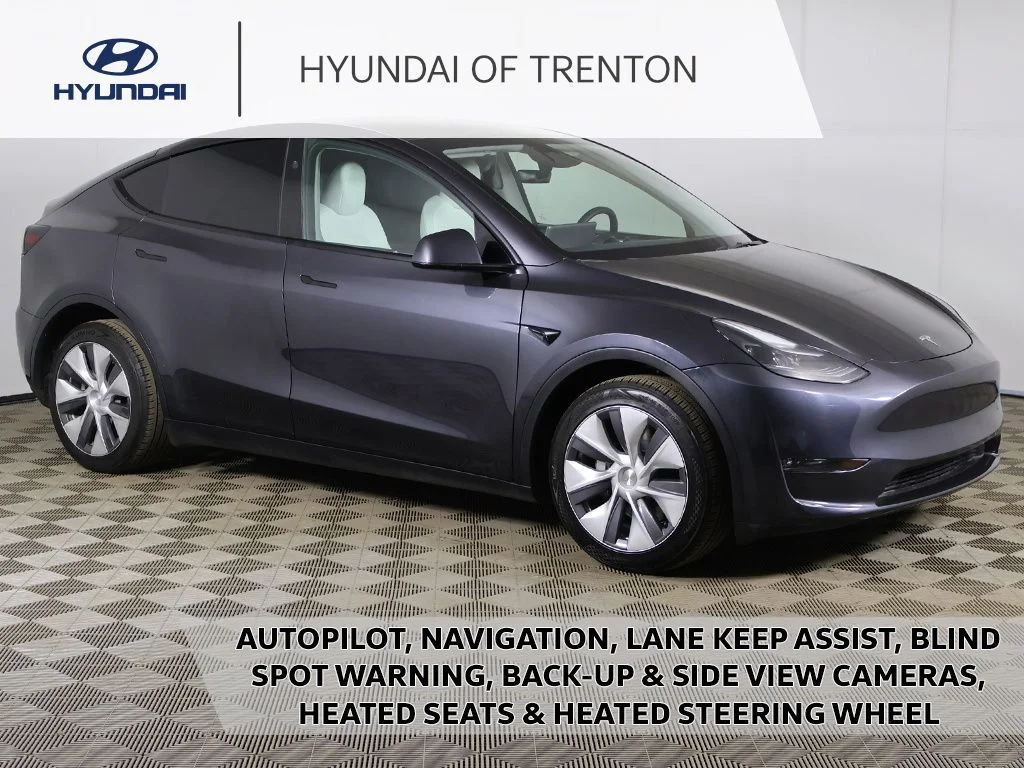 2024 Tesla Model Y Long Range Dual Motor All-Wheel Drive's photo