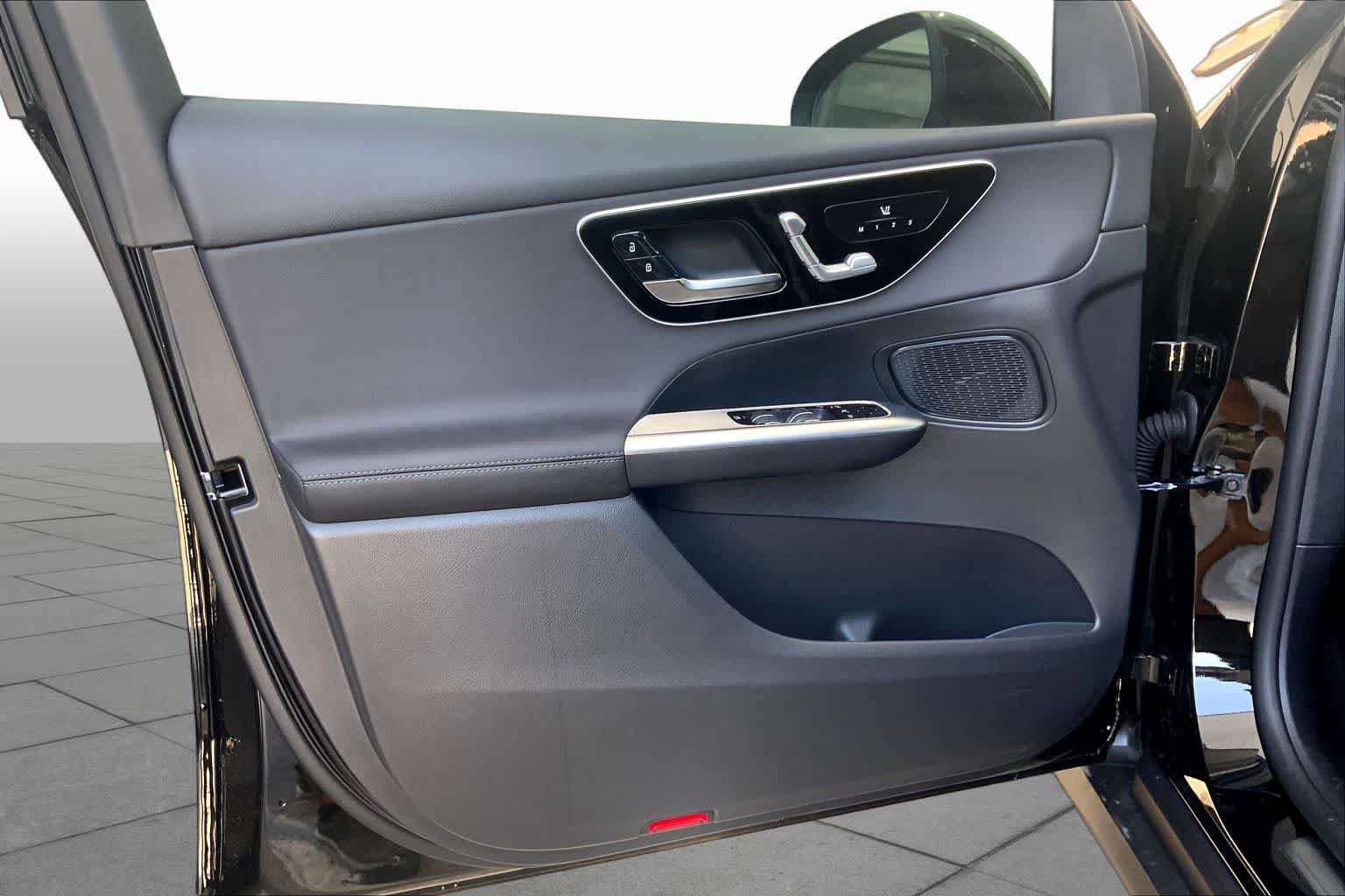 2025 Mercedes-Benz GLC Base - Photo 15