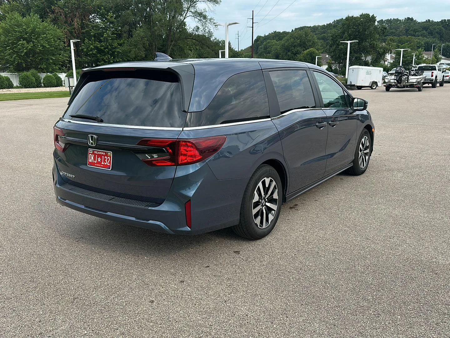 Used 2025 Smoke Blue Pearl Honda EX-L image 3