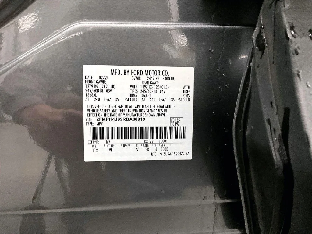 Used 2024 Gray Metallic Ford SEL image 33