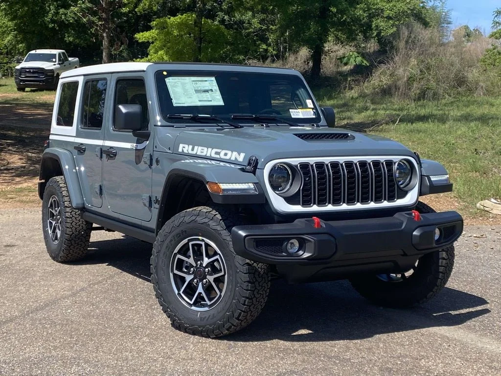 New 2026 Anvil Clear-Coat Exterior Paint Jeep Rubicon image 32