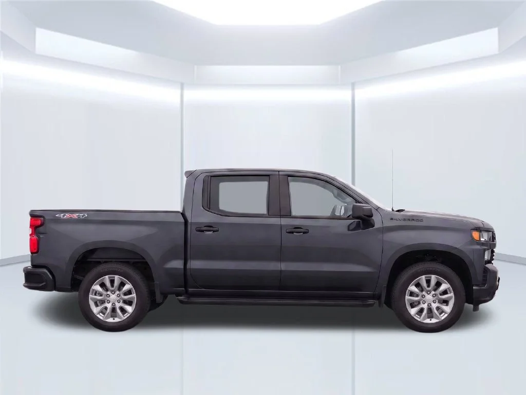 2021 Chevrolet Silverado 1500 Custom - Photo 11