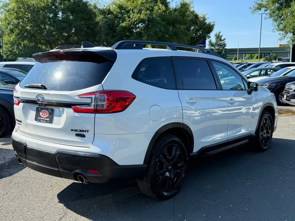 Used 2023 Crystal White Pearl Subaru Onyx Edition image 8