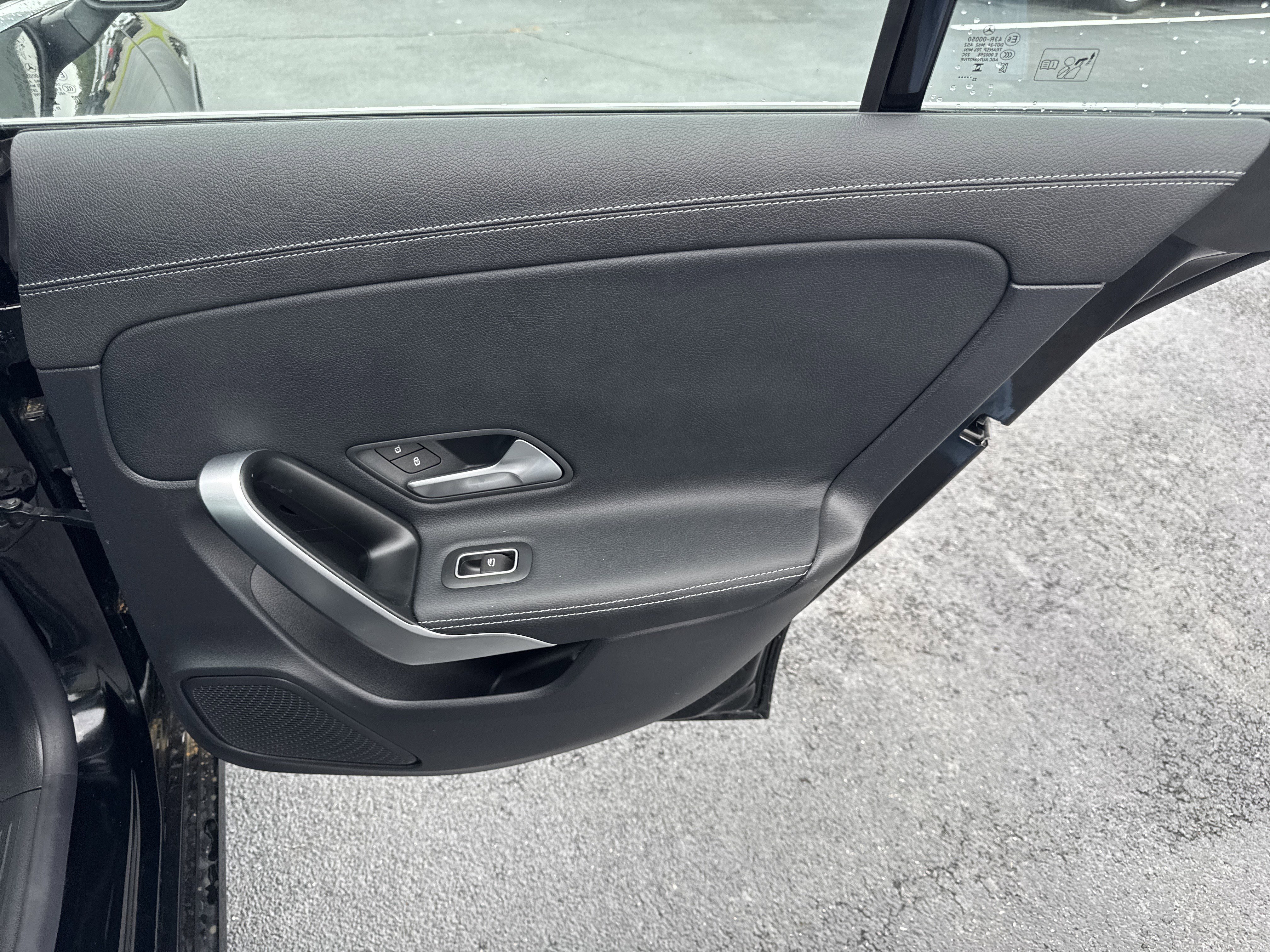 Used 2024  Mercedes-Benz CLA 250 image 40