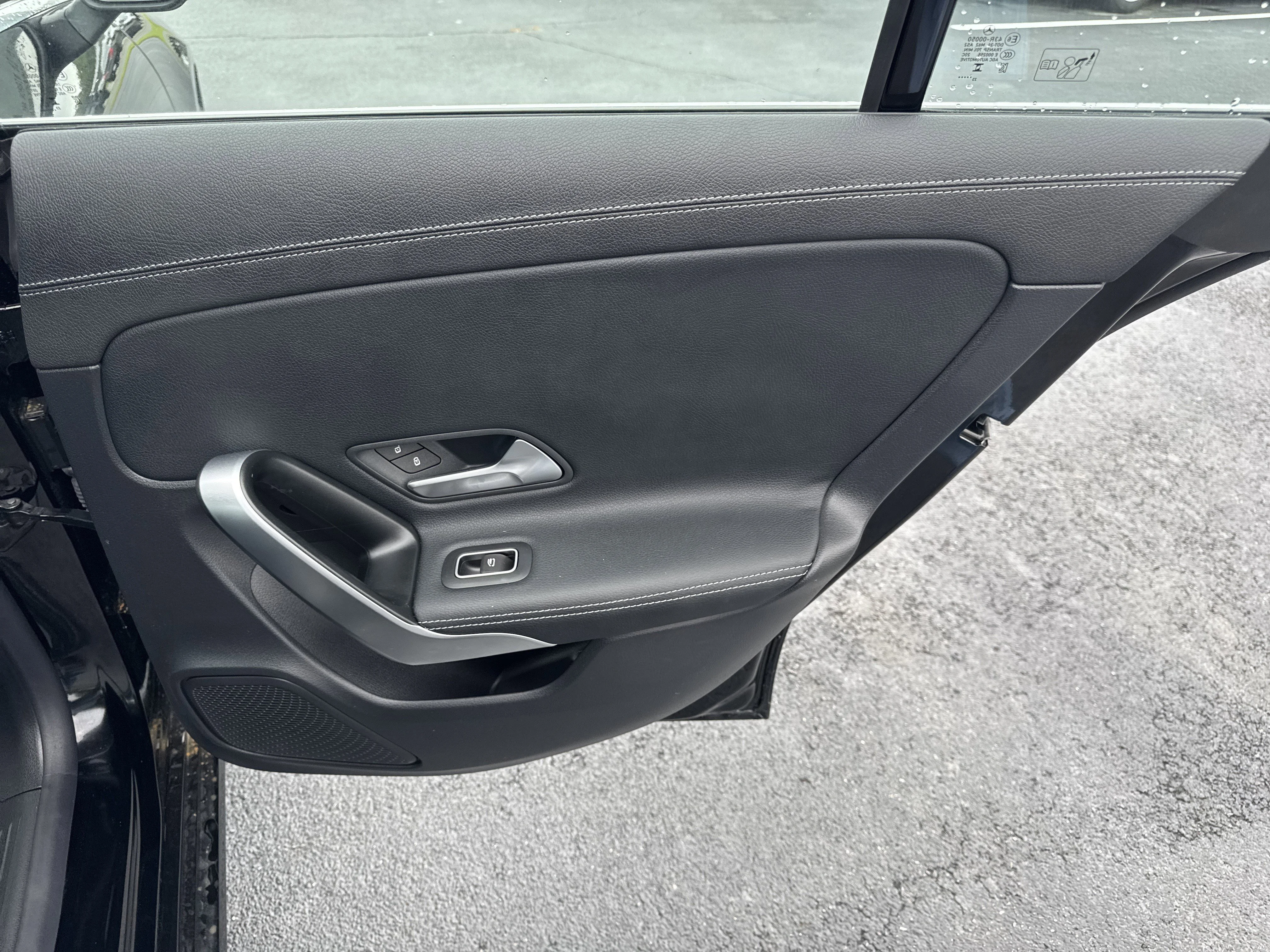 Used 2024  Mercedes-Benz CLA 250 image 40