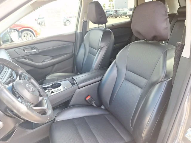 Used 2023 Gray Nissan SV image 10