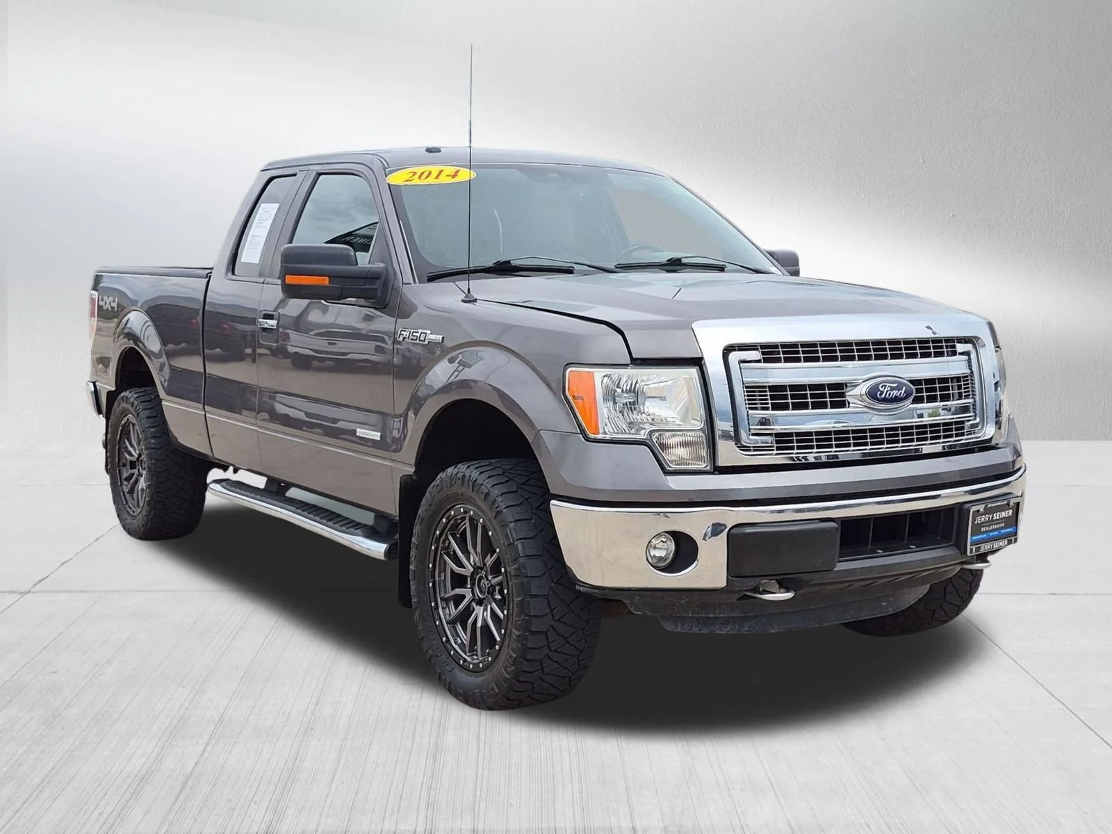 Used 2014 Sterling Gray Metallic Ford XLT image 7