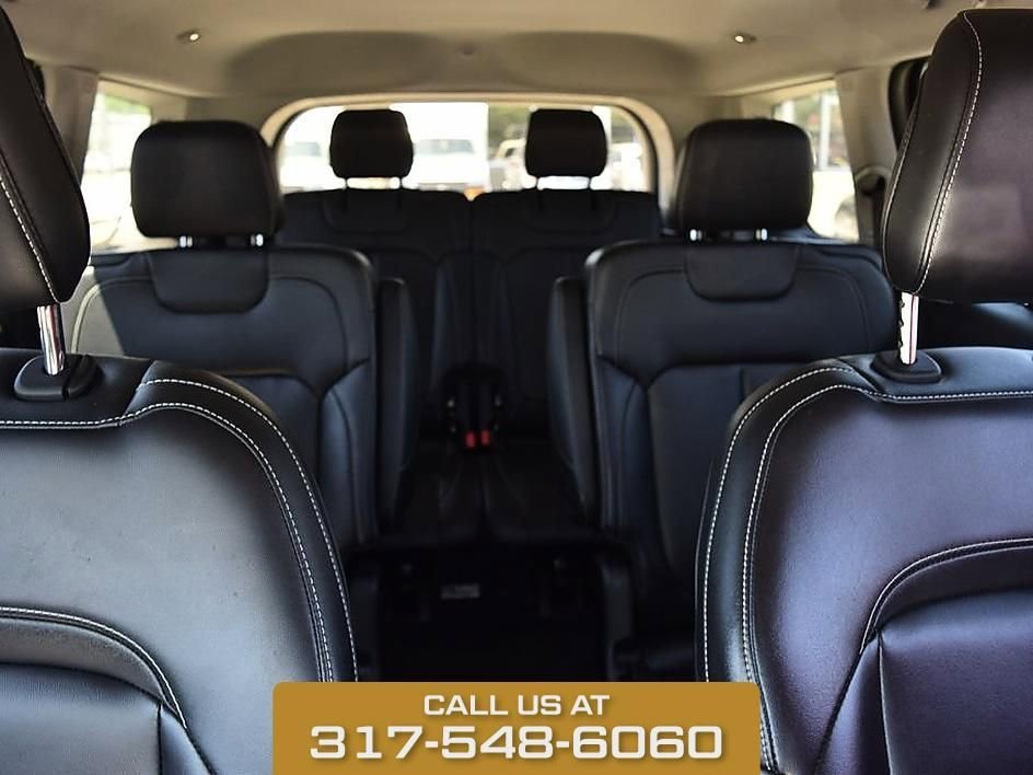 Used 2023 Silver Zynith Jeep Limited image 20
