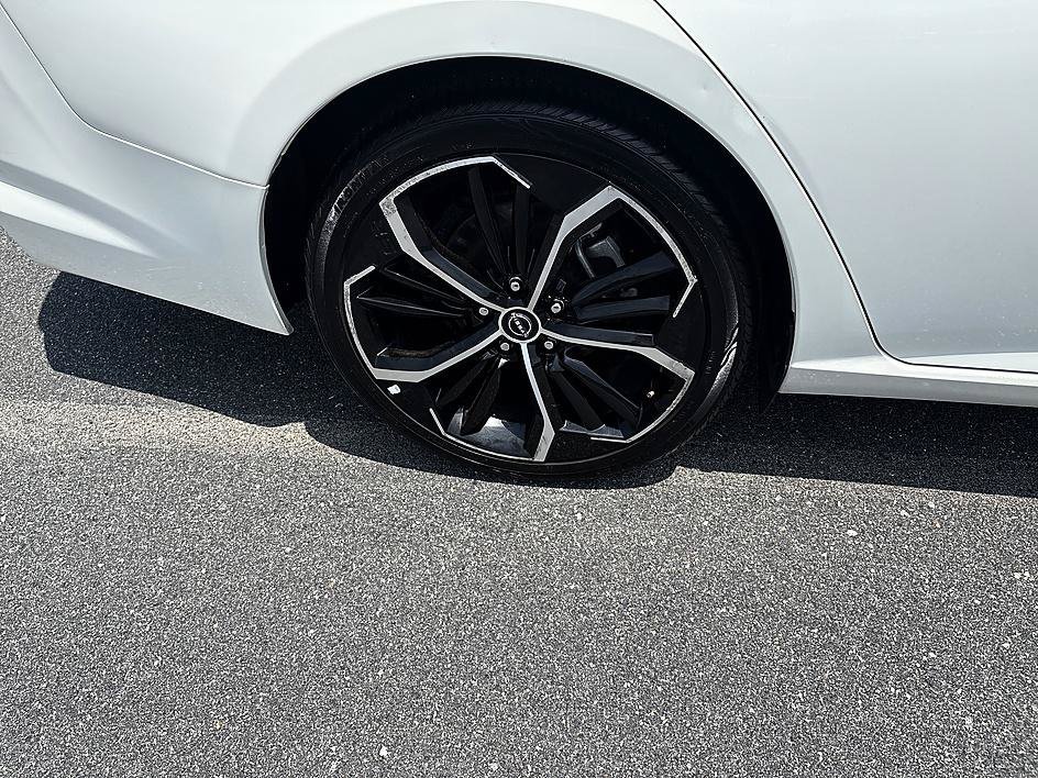 Certified Used 2024 Pearl White Tricoat Nissan 2.5 SR image 9