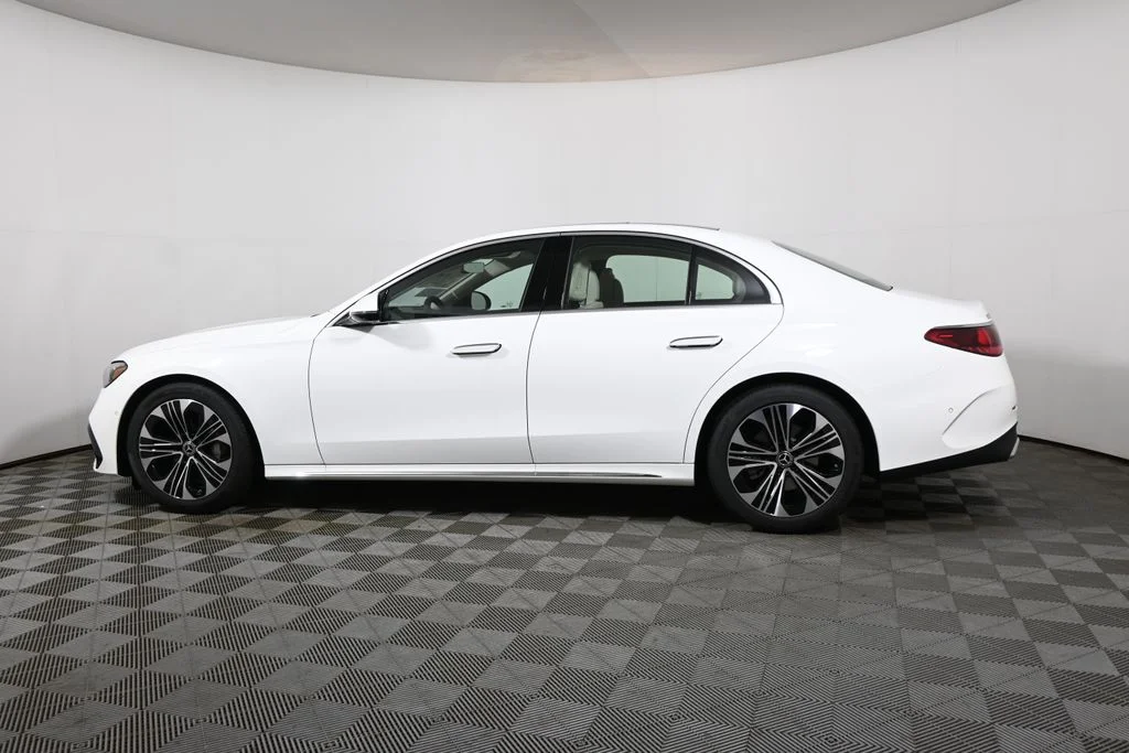 Used 2027 White Mercedes-Benz E 350 image 2