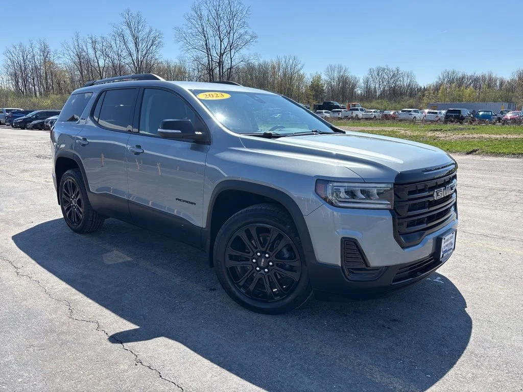2023 GMC Acadia SLE AWD's photo