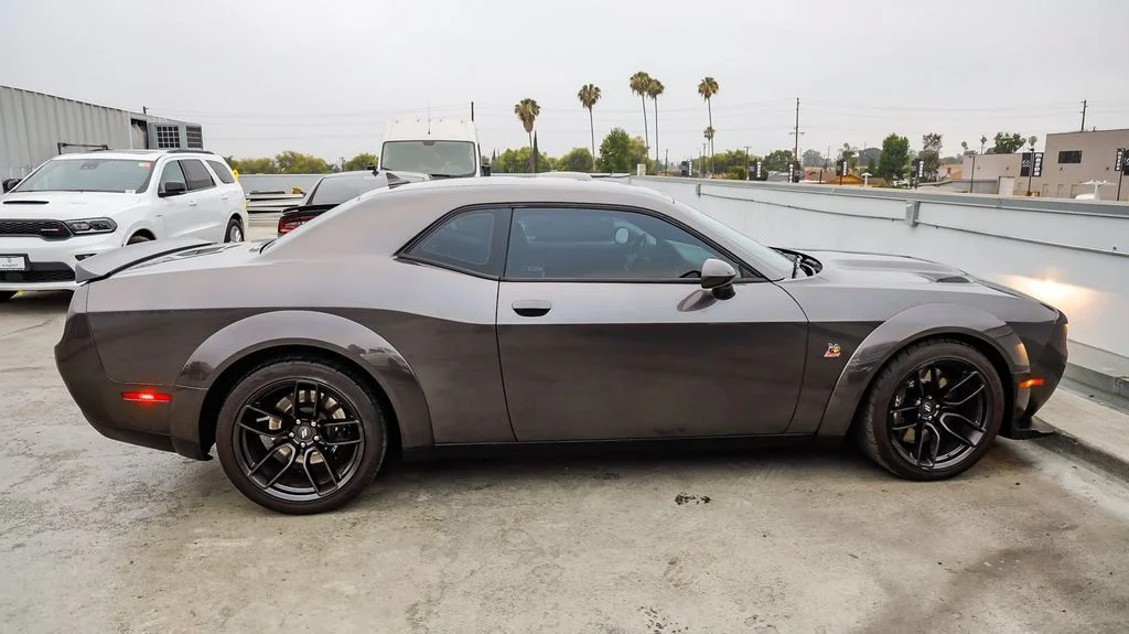 2022 Dodge Challenger R/T - Photo 13