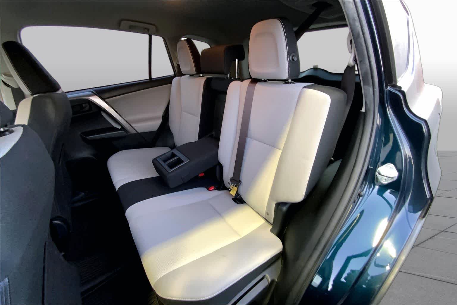 Used 2018 Galactic Aqua Mica Toyota Hybrid LE image 28