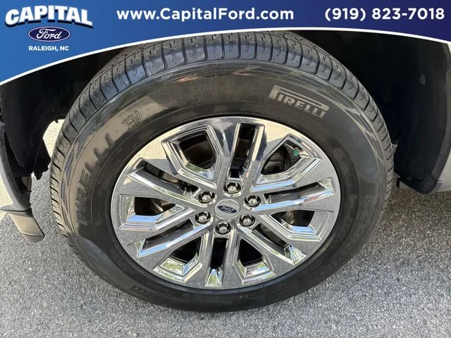 Used 2024 Gray Ford XLT image 13