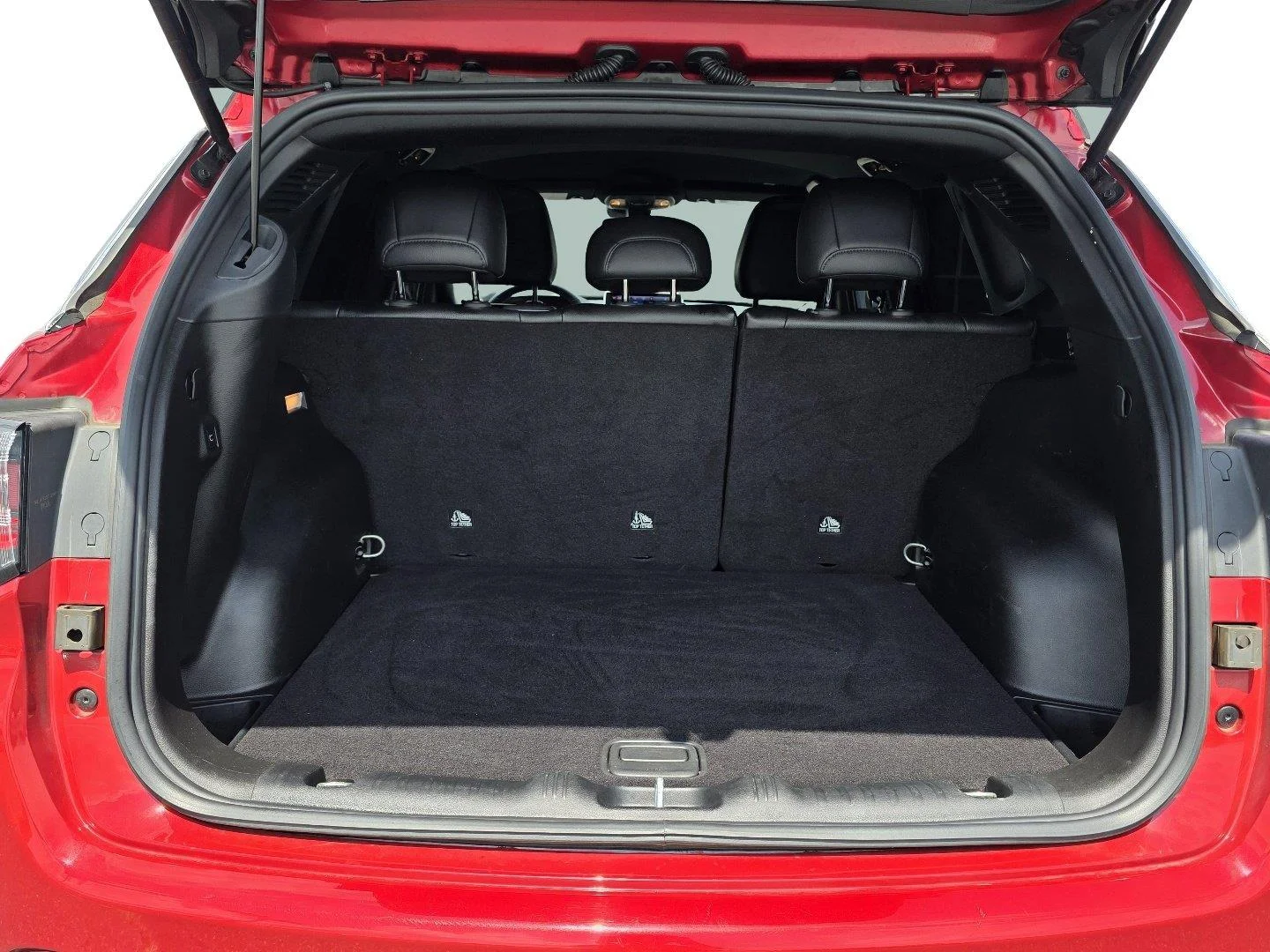 Used 2025 Velvet Red Pearlcoat Jeep Altitude X image 30