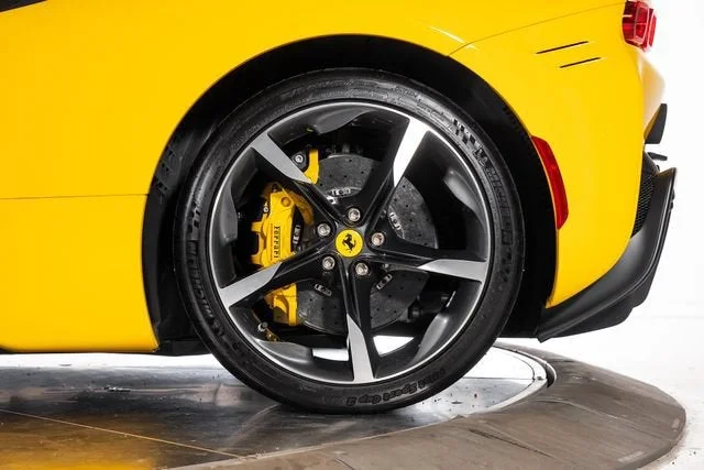 Certified Used 2023 Giallo Modena Ferrari  image 21