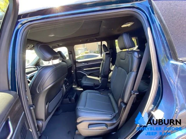 New 2026 Fathom Blue Pearlcoat Jeep Limited image 28