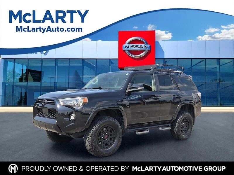 Used 2021 Midnight Black Metallic TOYOTA VENTURE 4WD image 1