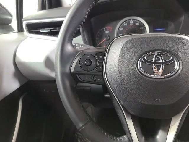 Used 2020 Black Sand Pearl Toyota SE image 24