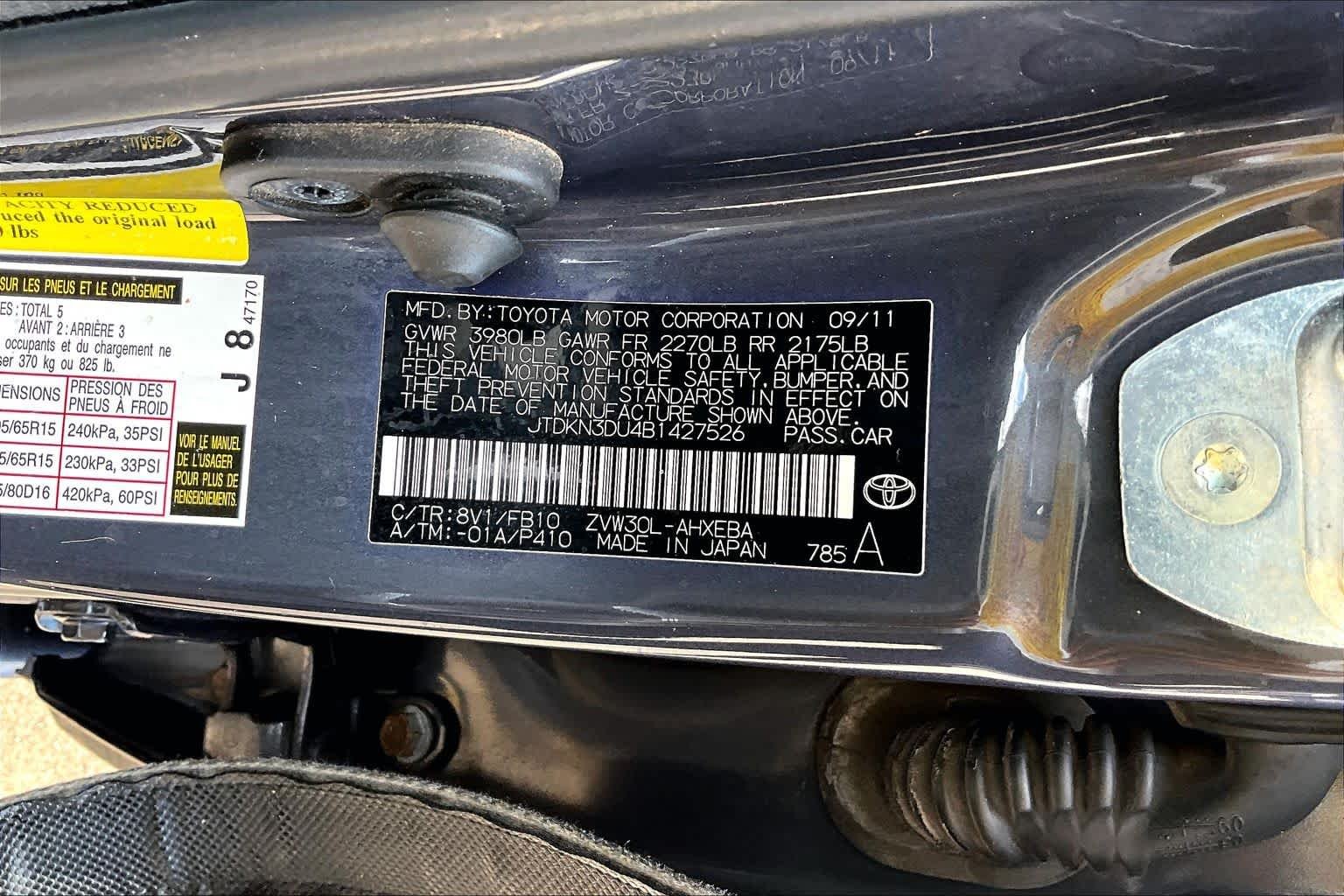 Used 2011 Winter Gray Metallic Toyota III image 31