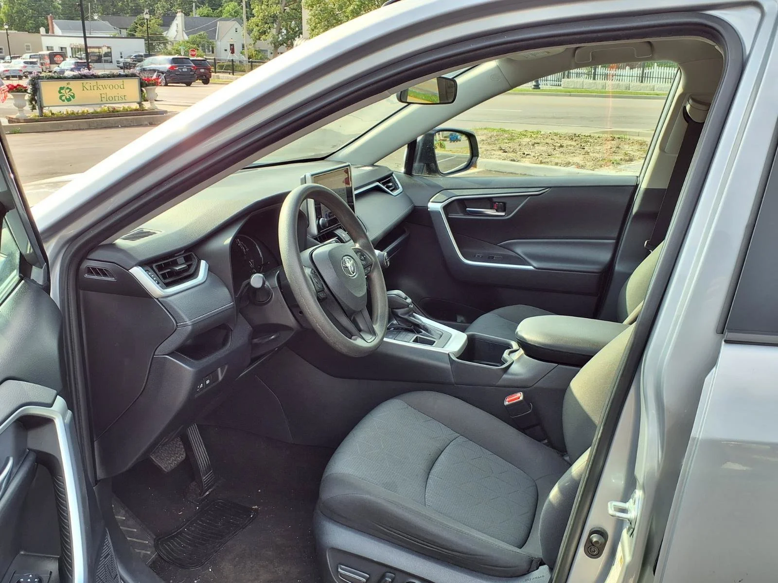 Used 2024 Silver Sky Metallic Toyota XLE image 20