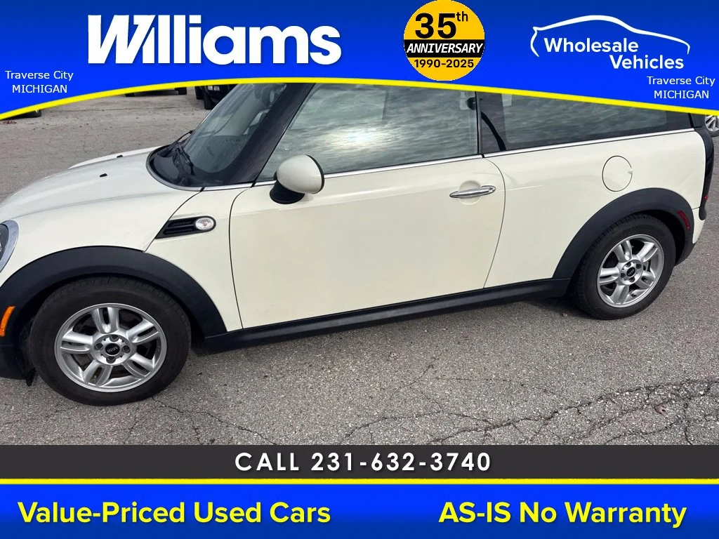 Used 2013 Pepper White MINI Clubman image 2